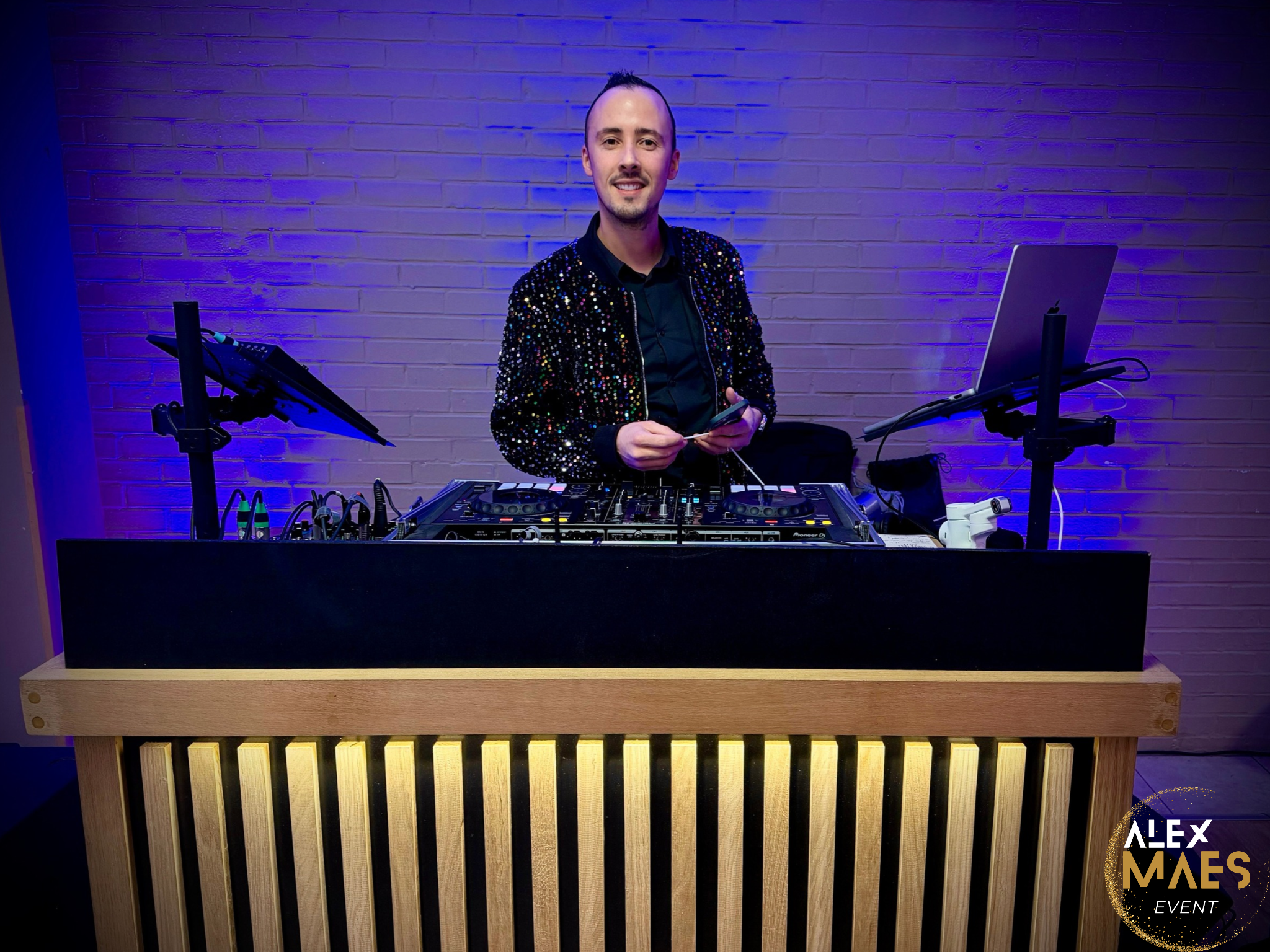 Accueil 3 DJ soirée privée dans le Nord - Alex Maes Event